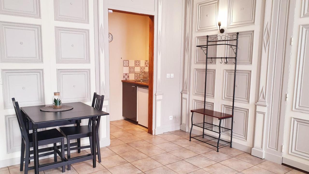 Le studio avec parking privé Honfleur Exterior foto